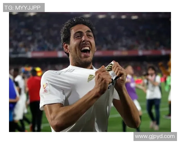 瓦伦西亚宣布签下巴萨前锋特拉维斯，将向球队注入新活力